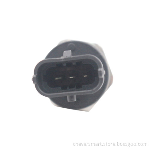 Genlyon Truck Engine Parts Pressure Sensor 0281006165